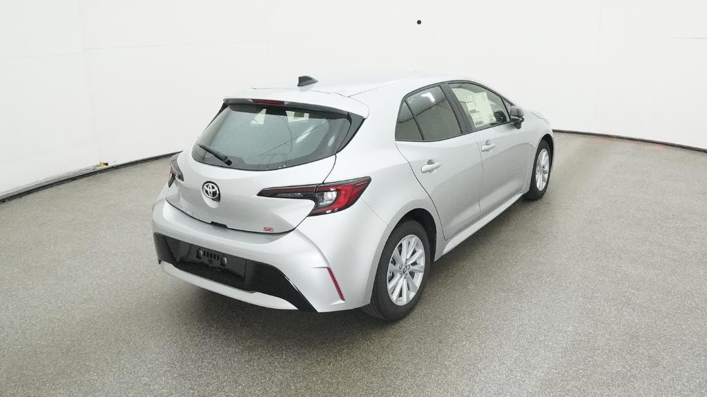 New 2026 Toyota Corolla SE SE HATCHBACK