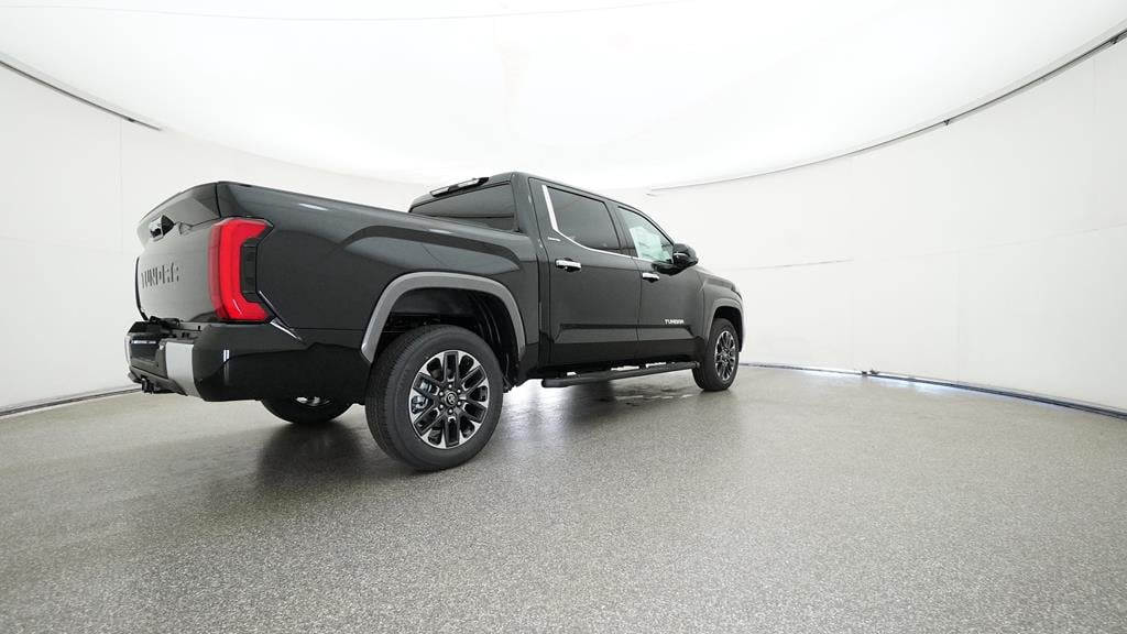 2025 Toyota Tundra Limited - Photo 15