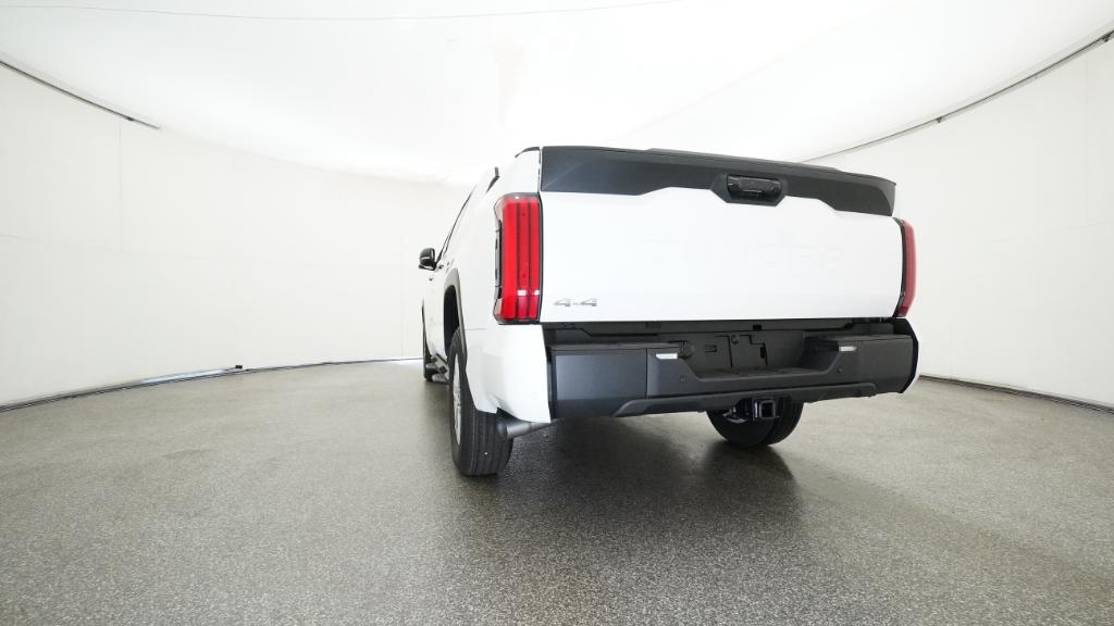 2026 Toyota Tundra SR5 CrewMax photo 13
