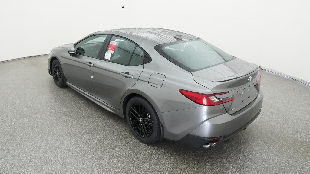 2026 Toyota Camry SE photo 3