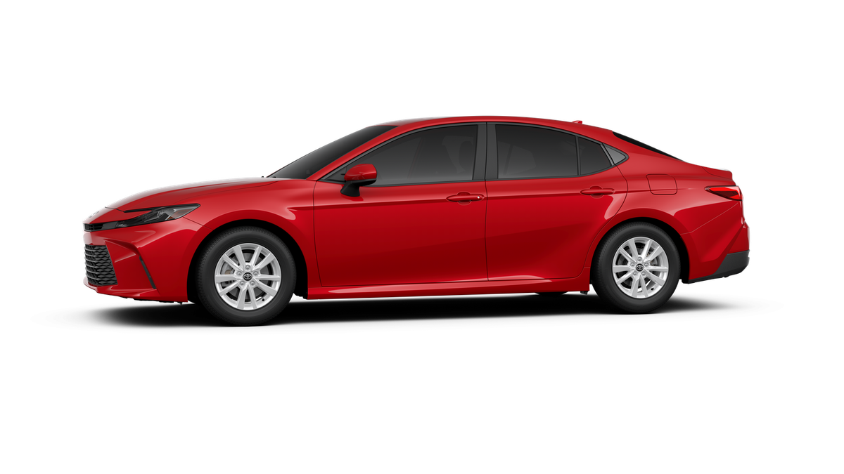 2026 Toyota Camry LE photo 3