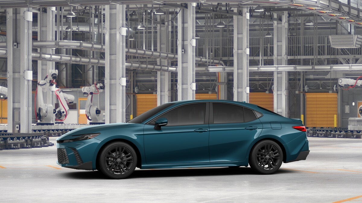2026 Toyota Camry SE photo 3