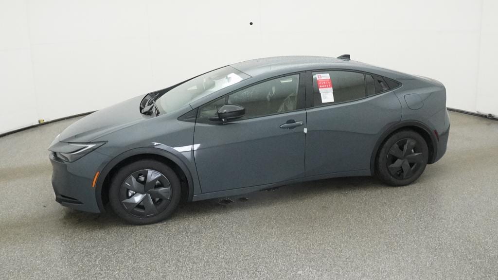 2026 Toyota Prius Plug-in Hybrid SE - Photo 7