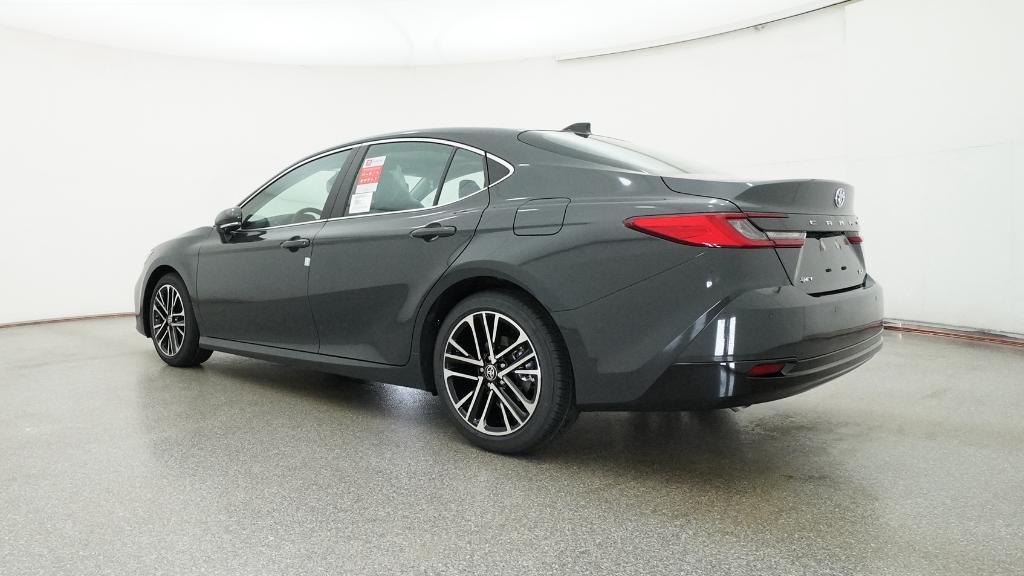 2026 Toyota Camry XLE photo 3