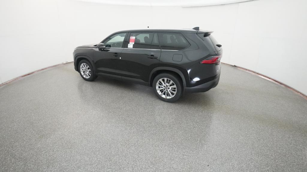 2026 Toyota Grand Highlander Platinum photo 2