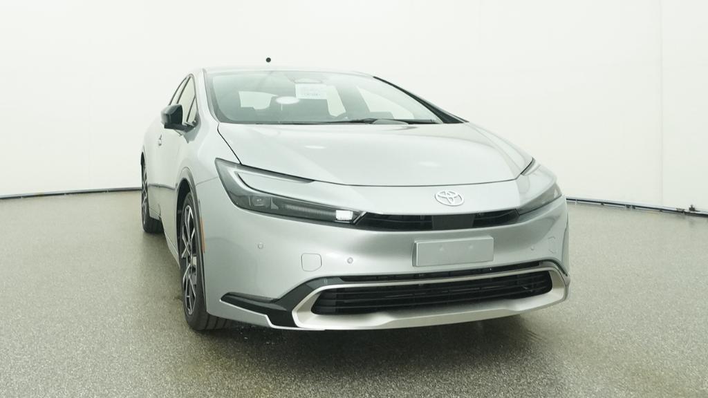 2026 Toyota Prius Plug-in Hybrid XSE - Photo 12