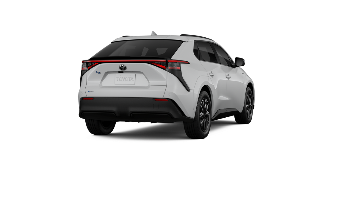 2026 Toyota bZ XLE - Photo 33