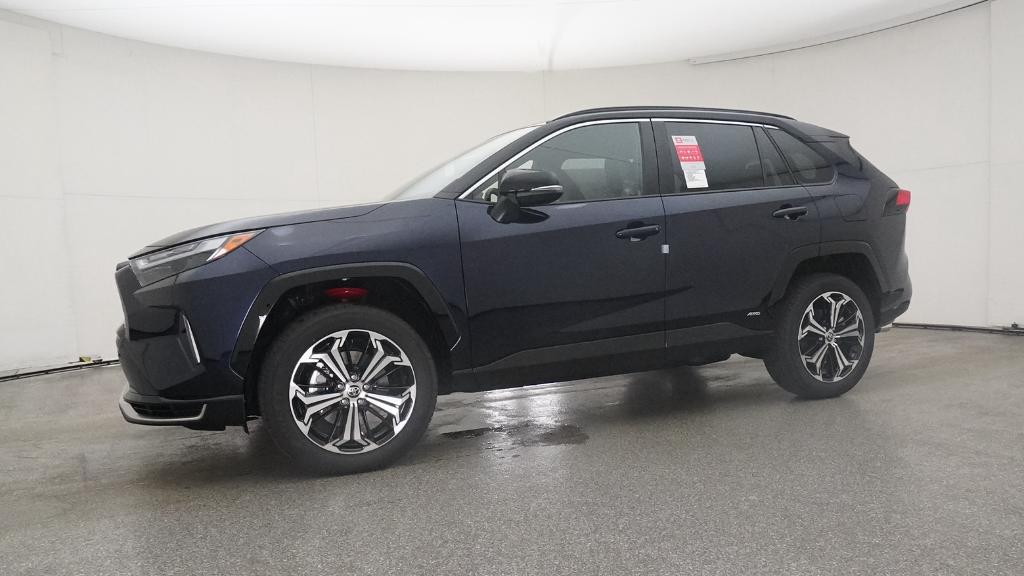 2025 Toyota RAV4 XSE Hybrid photo 3