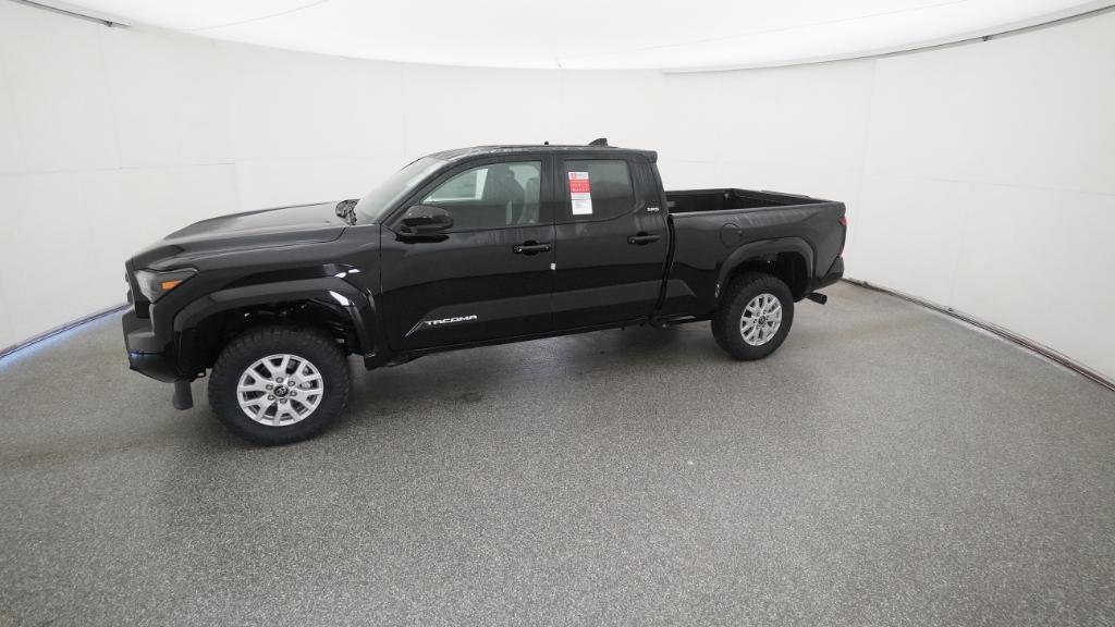 2025 Toyota Tacoma SR5 - Photo 41