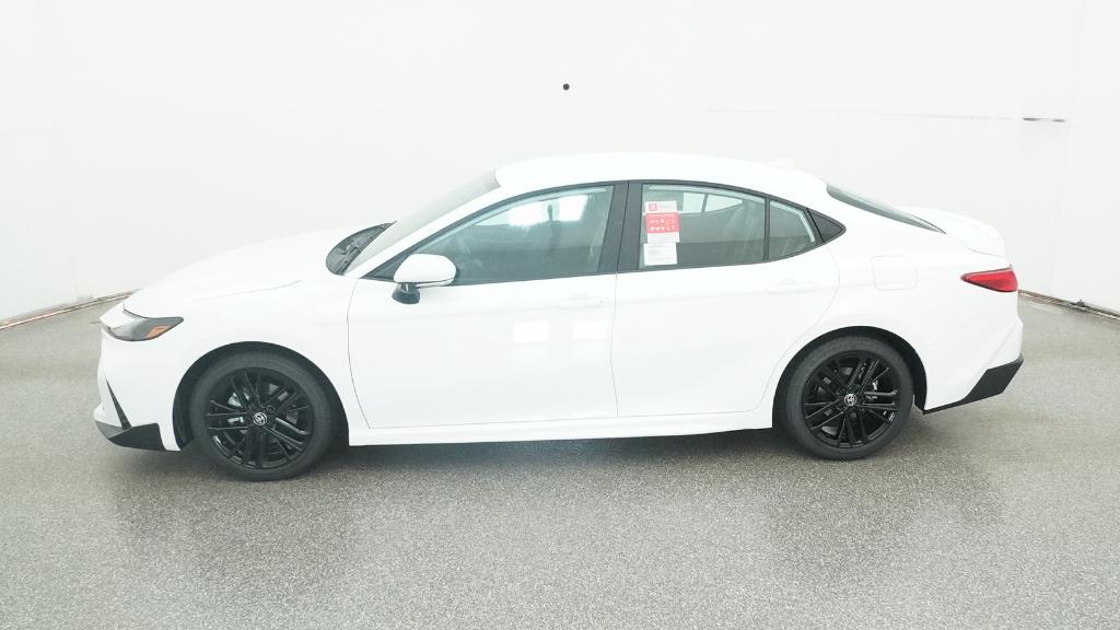 2026 Toyota Camry SE photo 2