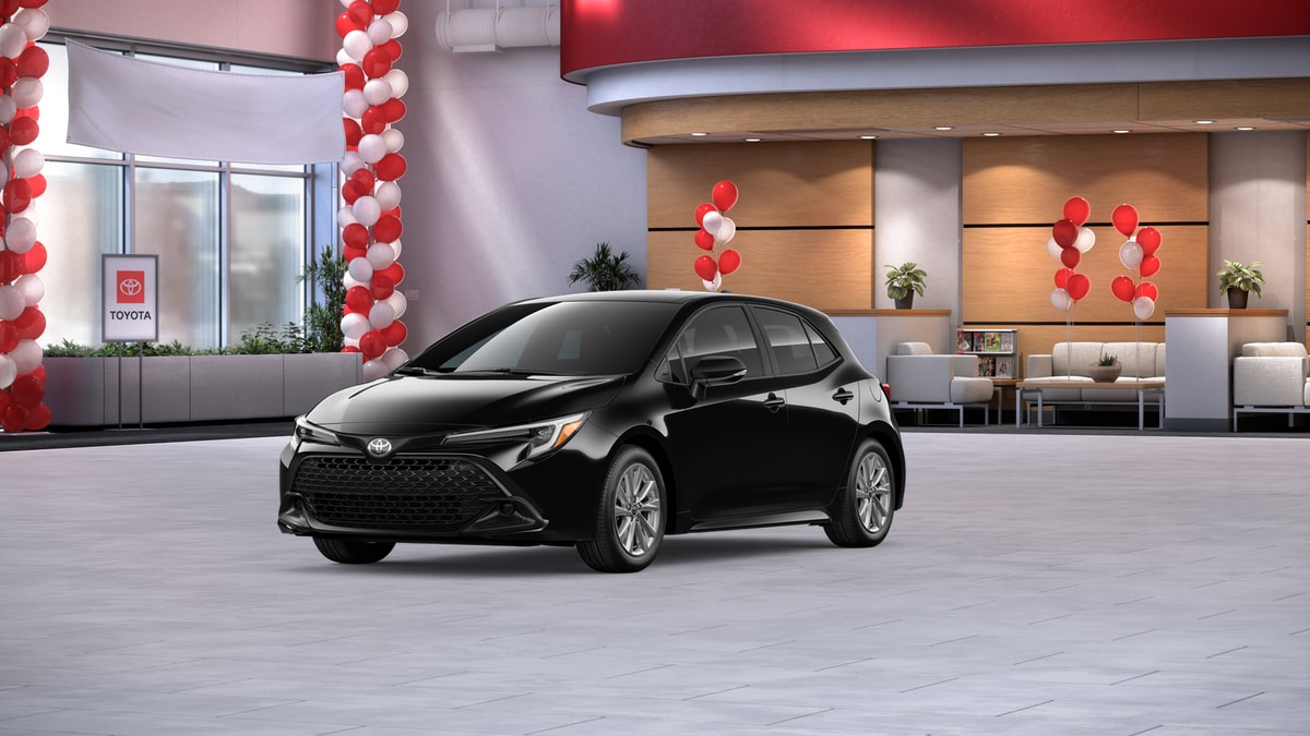 2026 Toyota Corolla Hatchback SE's photo