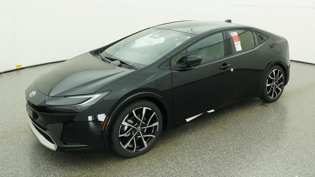 2026 Toyota Prius XSE Premium's photo
