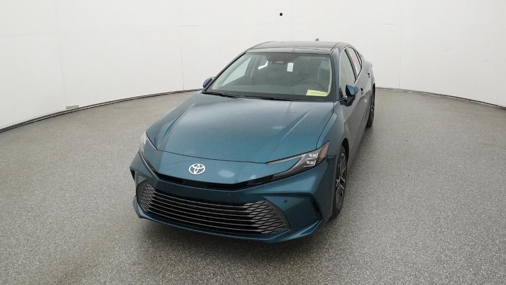 2026 Toyota Camry XLE photo 3