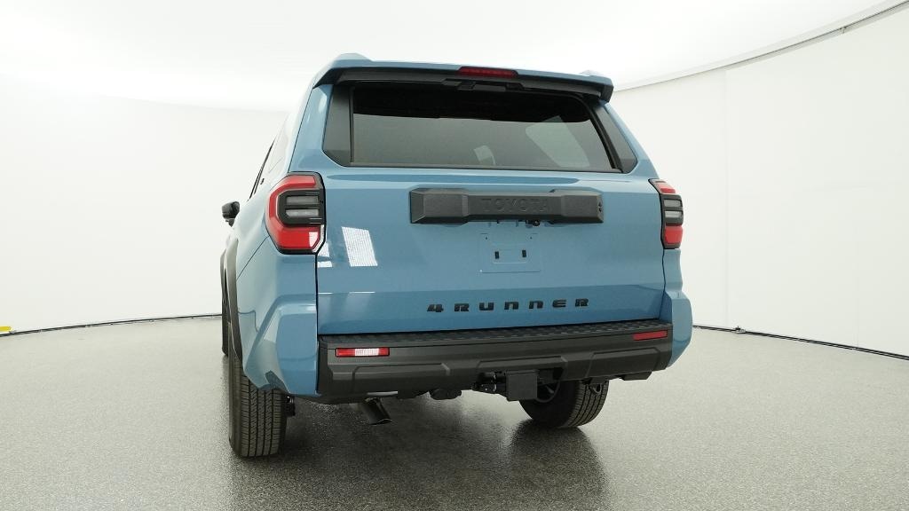 New 2025 Toyota 4Runner SR5 SUV