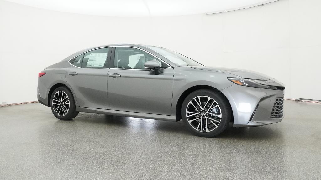 2026 Toyota Camry XLE photo 3