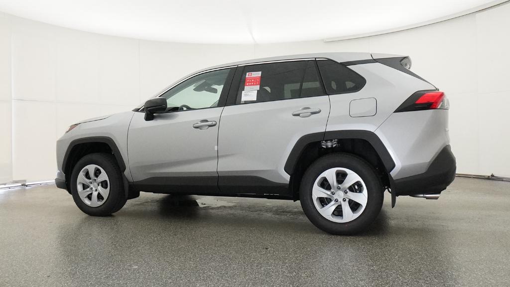 2025 Toyota RAV4 LE photo 2