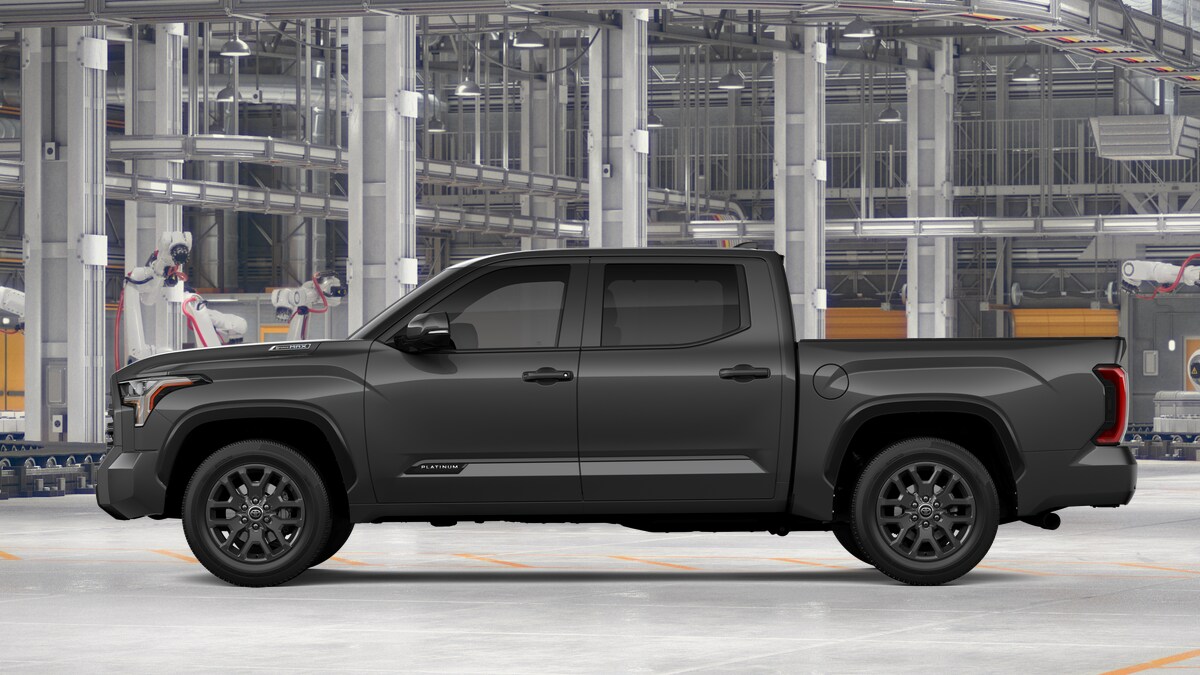 2026 Toyota Tundra Platinum CrewMax photo 4