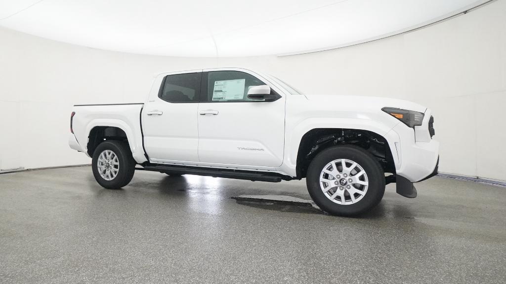 2025 Toyota Tacoma SR5 Double Cab photo 2