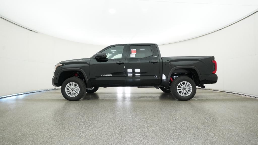 2026 Toyota Tundra SR5 - Photo 32