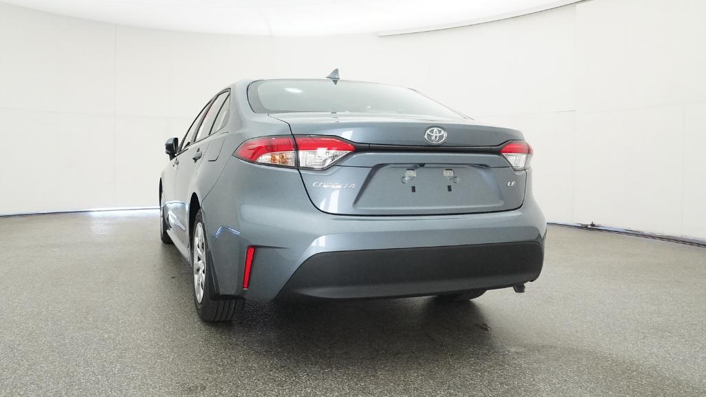 2026 Toyota Corolla LE photo 3