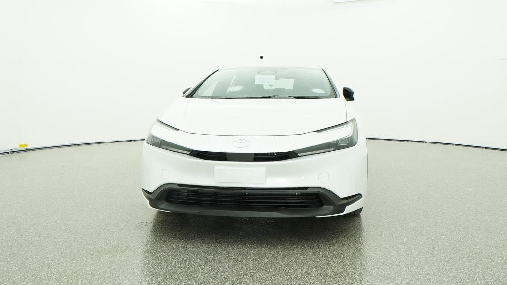2026 Toyota Prius LE photo 4