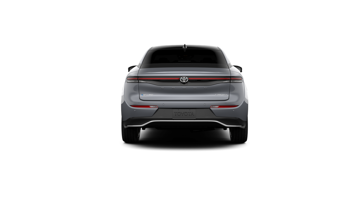 2026 Toyota Crown Limited - Photo 8