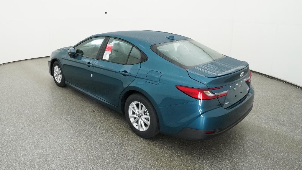2026 Toyota Camry LE photo 4