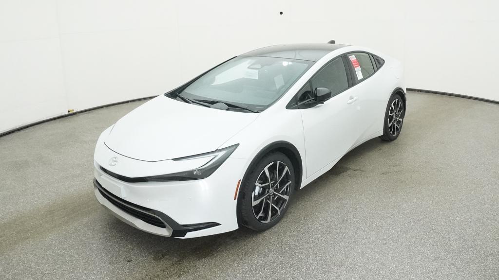 2026 Toyota Prius XSE Premium's photo