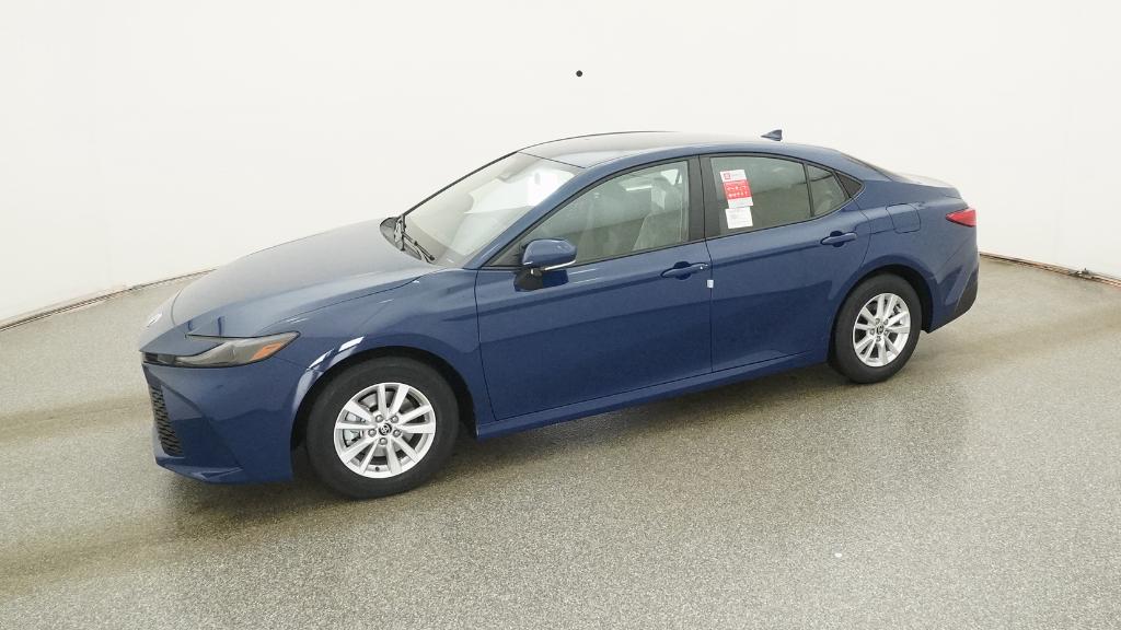 2026 Toyota Camry LE photo 4