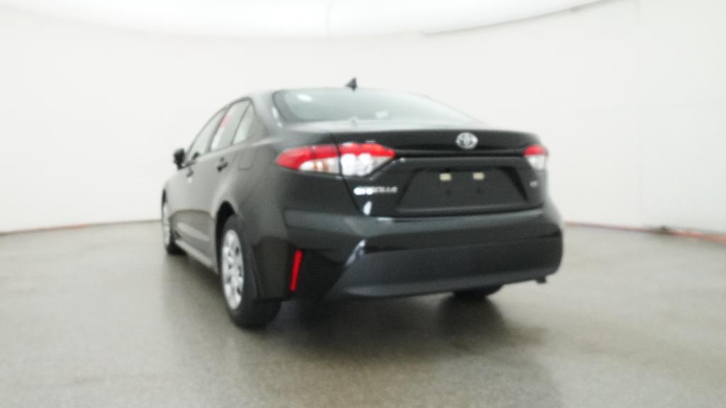 2026 Toyota Corolla LE photo 2