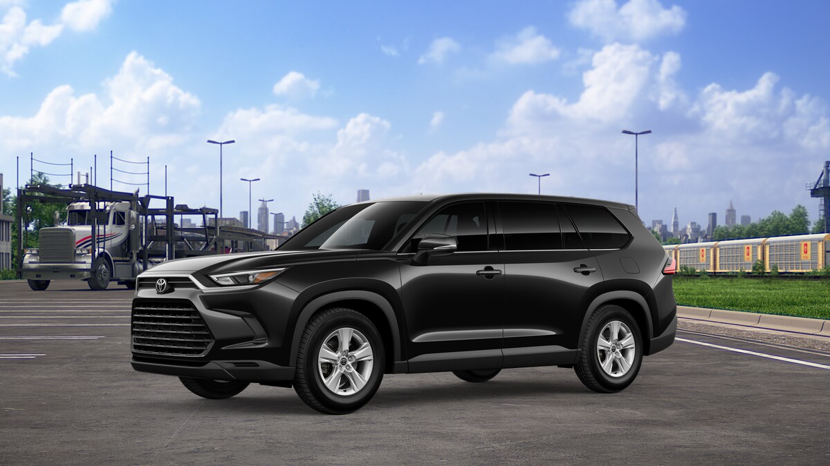 2026 Toyota Grand Highlander LE photo 2