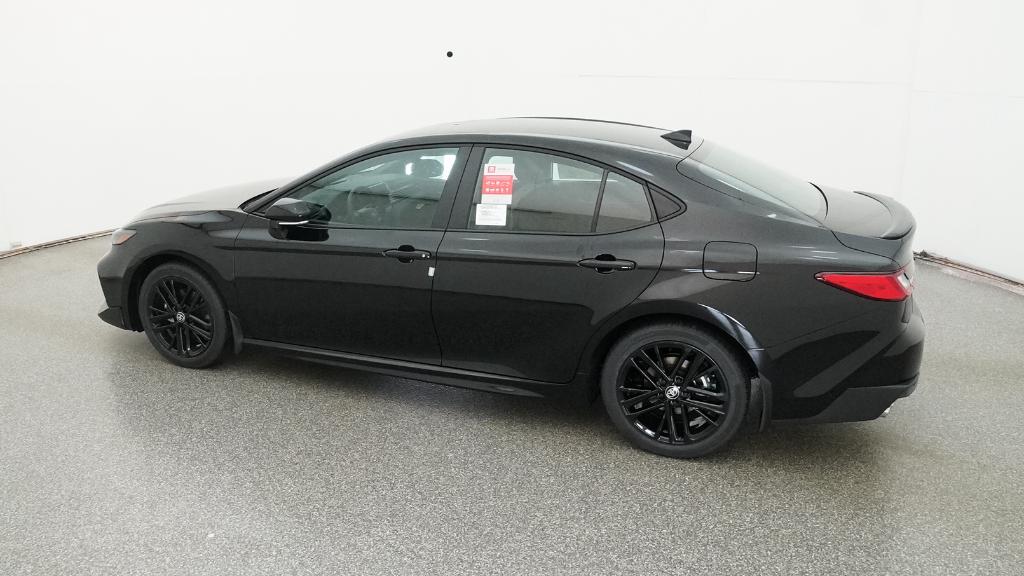 2026 Toyota Camry SE photo 2