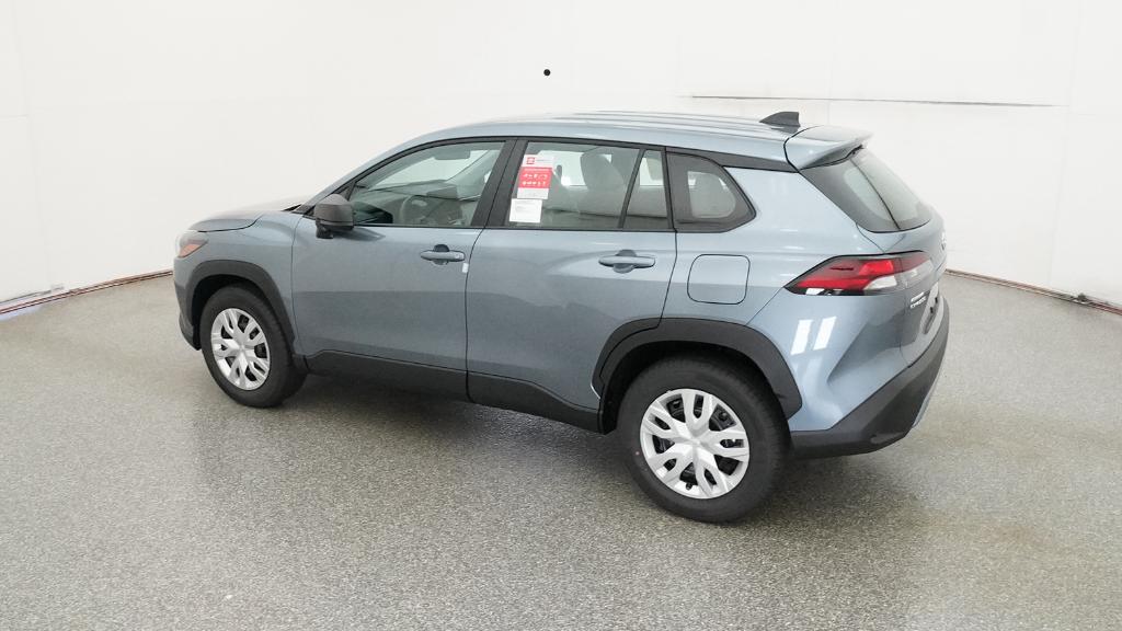 2026 Toyota Corolla Cross L photo 3