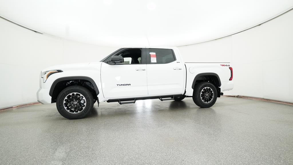 2025 Toyota Tundra SR5 - Photo 40