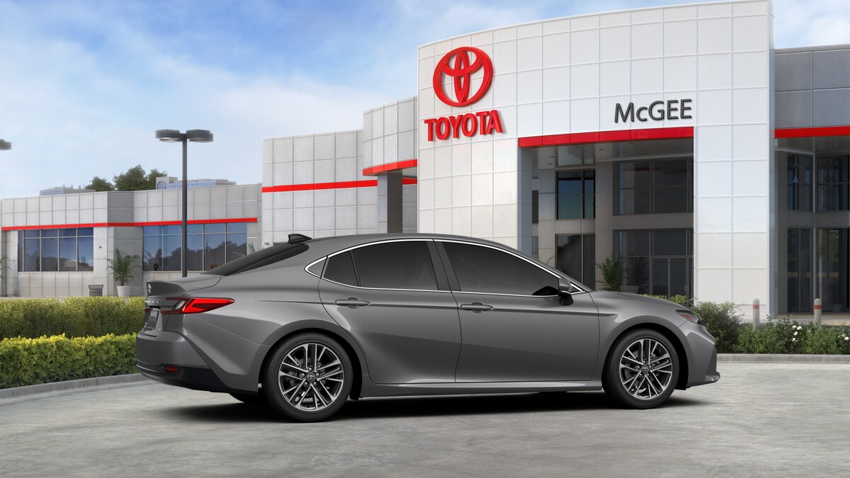 2026 Toyota Camry XLE - Photo 32