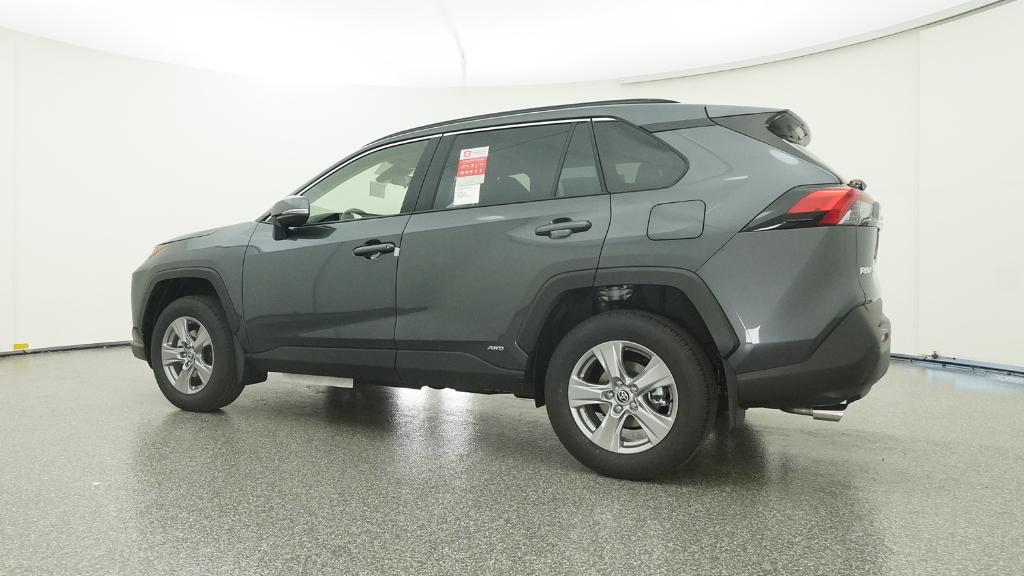 2025 Toyota RAV4 Hybrid XLE photo 2