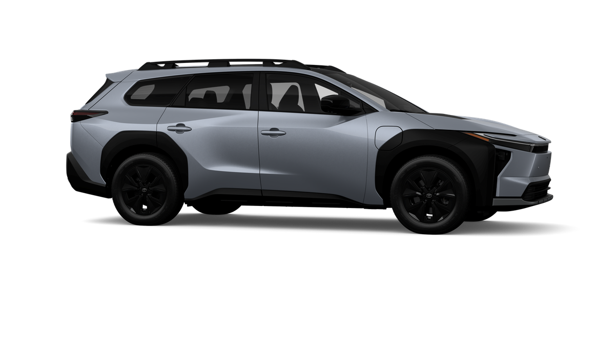 2026 Toyota bZ Woodland Woodland Premium - Photo 13