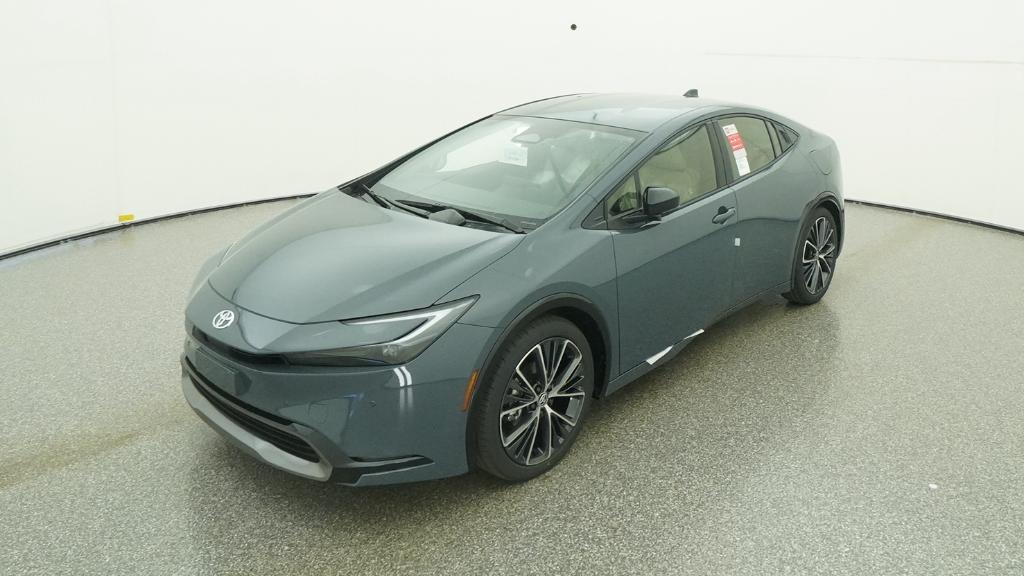 2026 Toyota Prius XLE's photo