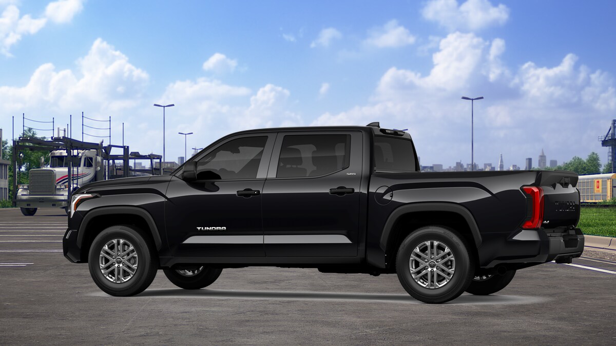 2026 Toyota Tundra SR5 CrewMax photo 3