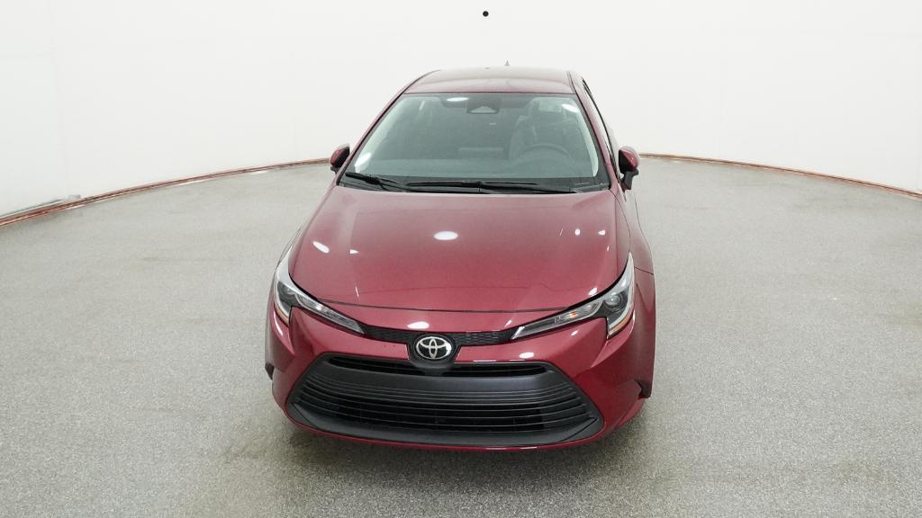 2026 Toyota Corolla LE photo 4