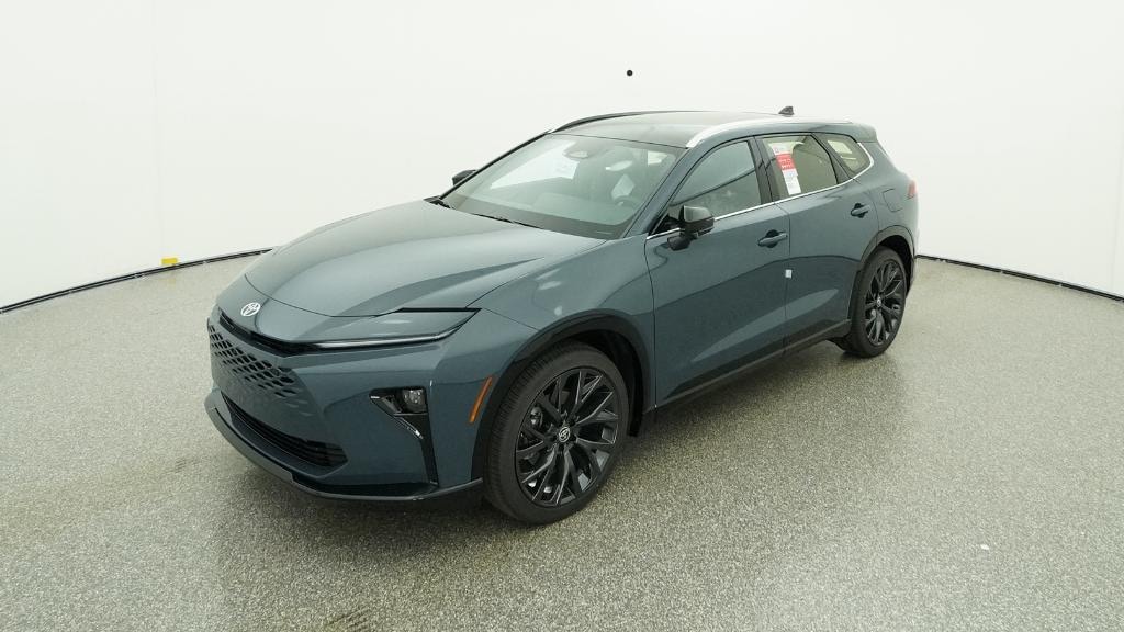 New 2025 Toyota Crown Signia Limited LIMITED