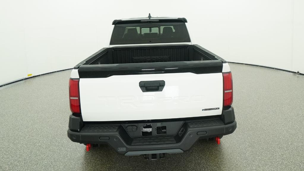 2026 Toyota Tacoma TRD Pro - Photo 6
