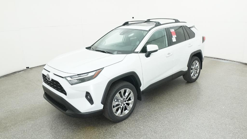 2025 Toyota RAV4 XLE Premium's photo