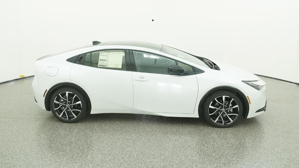 New 2026 Toyota Prius Plug-in Hybrid XSE Premium Hatchback