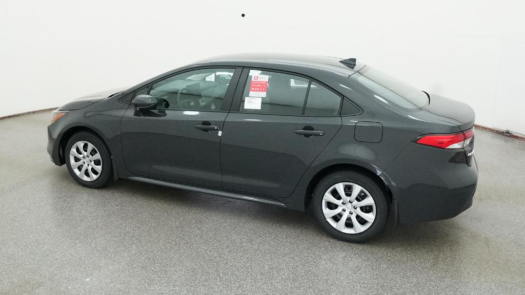 2026 Toyota Corolla LE photo 3
