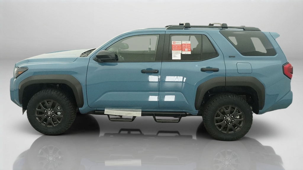 New 2026 Toyota 4Runner SR5 SUV