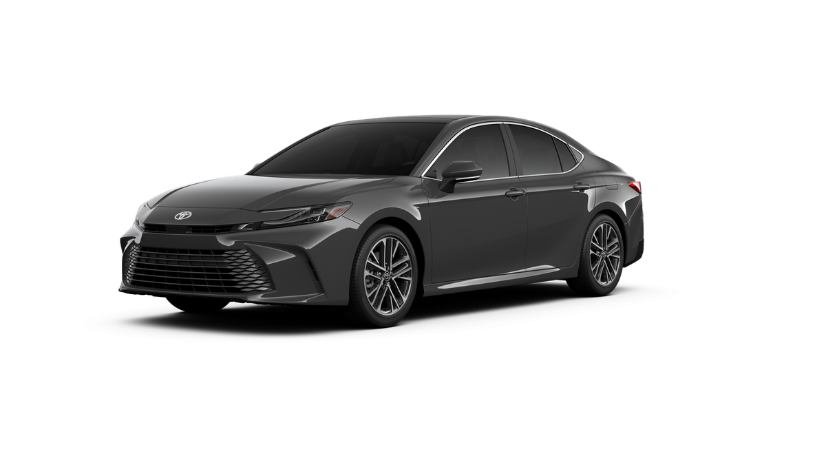 2026 Toyota Camry XLE photo 4