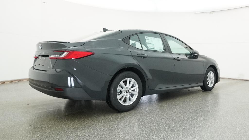 2026 Toyota Camry LE photo 3