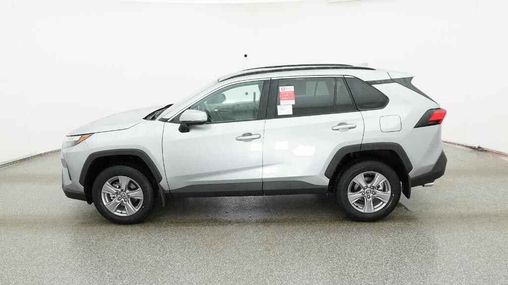 New 2025 Toyota RAV4 XLE SUV