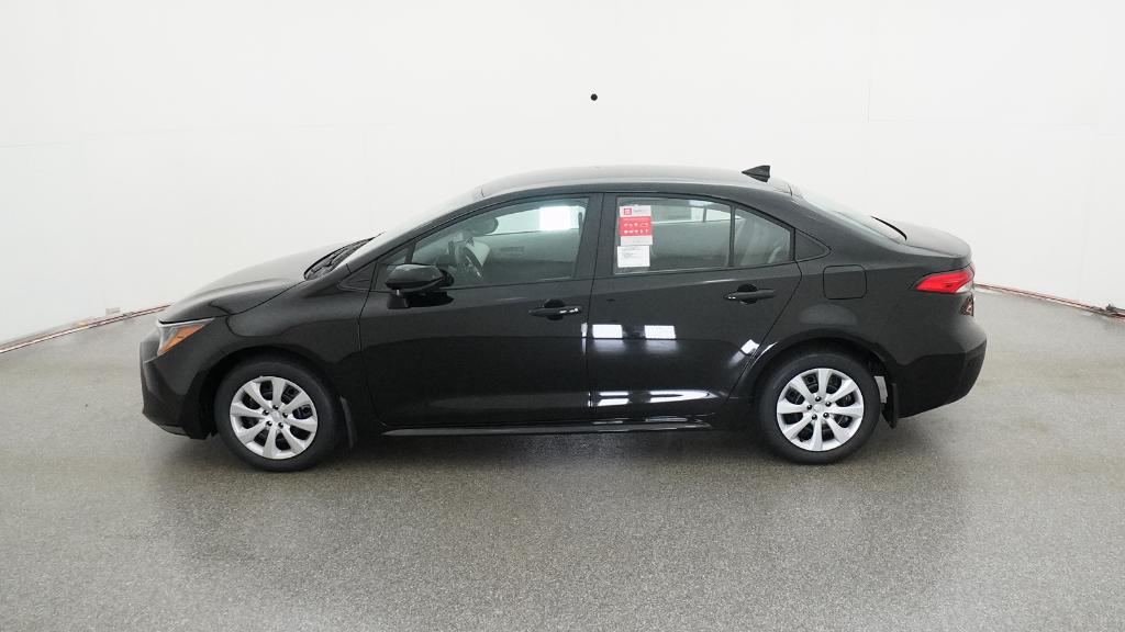 2026 Toyota Corolla LE photo 2